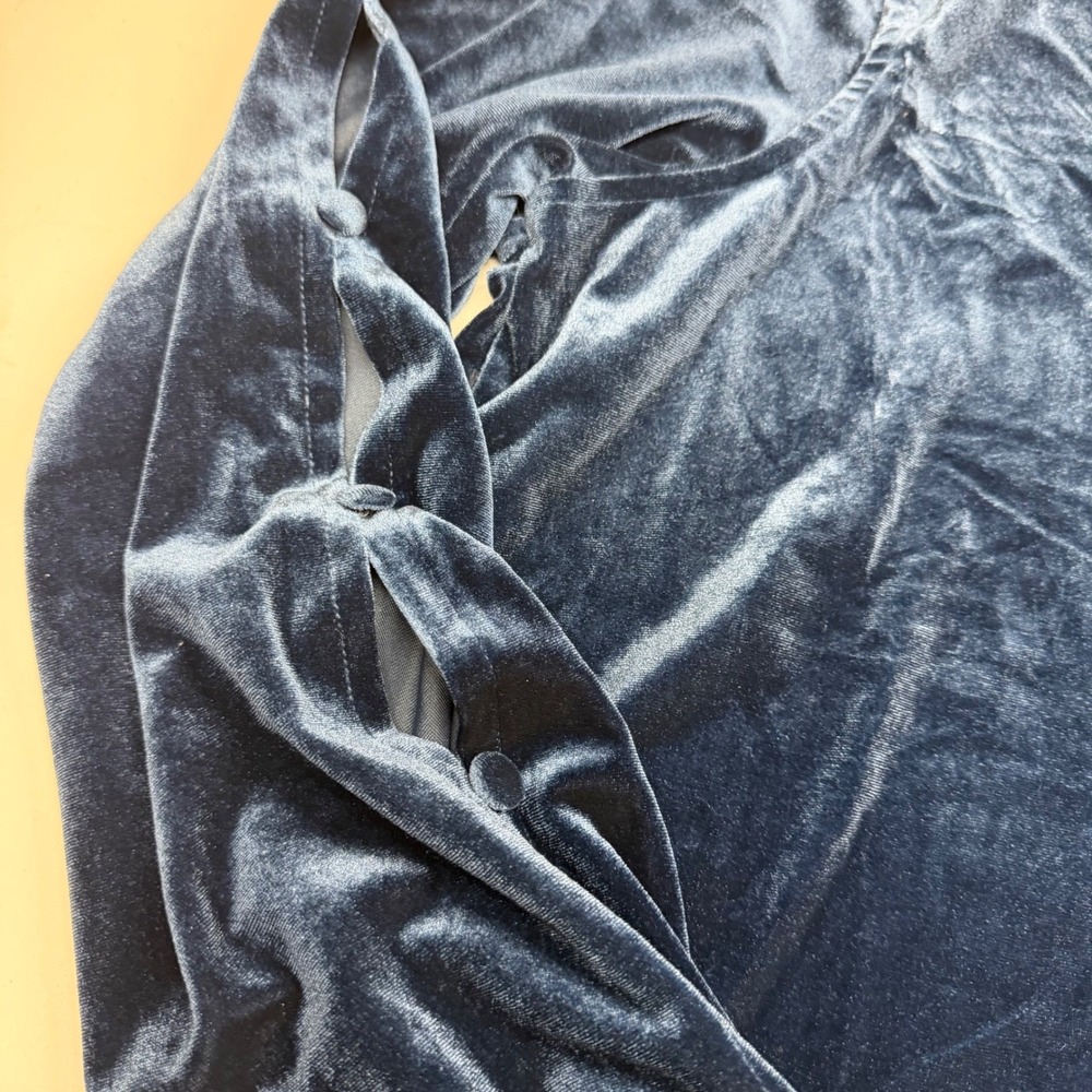 Belle Kim Gravell Blue Velvet Split V-Neck Long Sleeve Top Women XL Whimsigoth - Picture 5 of 11
